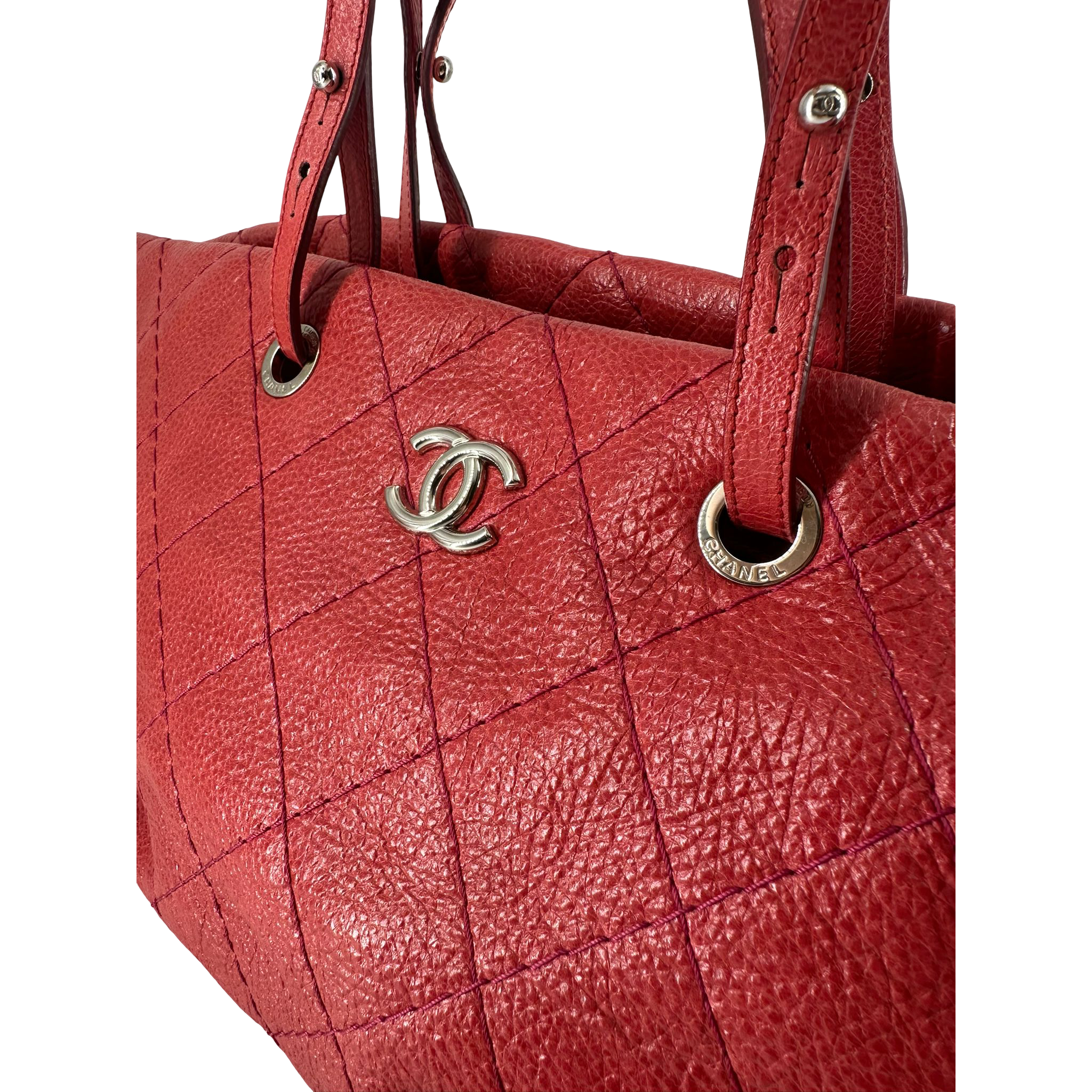 CHANEL LARGE ON THE ROAD TOTE